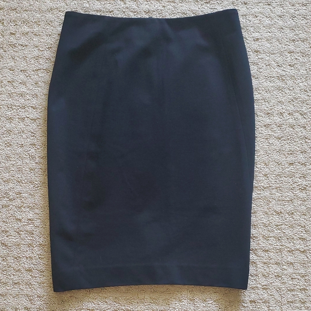 Per Se Classic Black Pencil Skirt